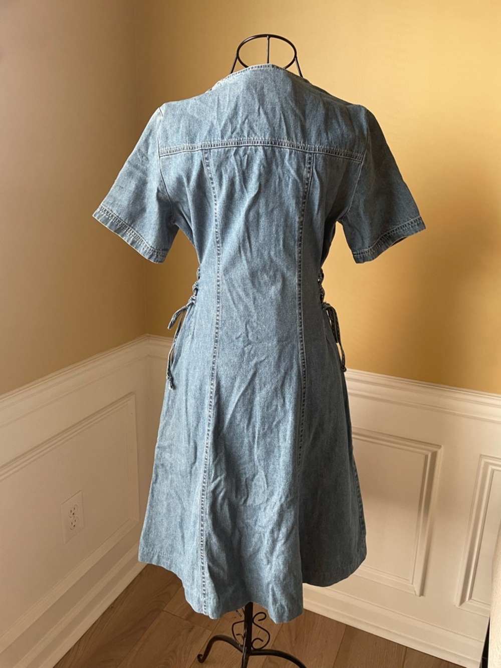 DJI Light Blue Denim Dress - Picture 6 of 7